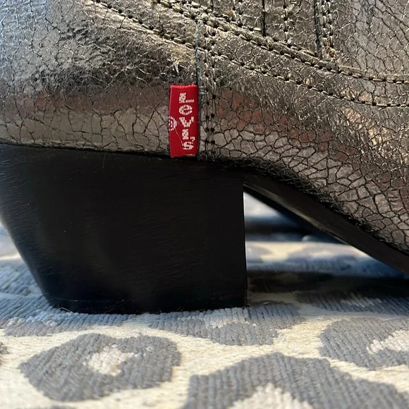 NWOT LEVIS Metallic Leather Western Cowboy Boot, Size 8.5 - Picture 2 of 10
